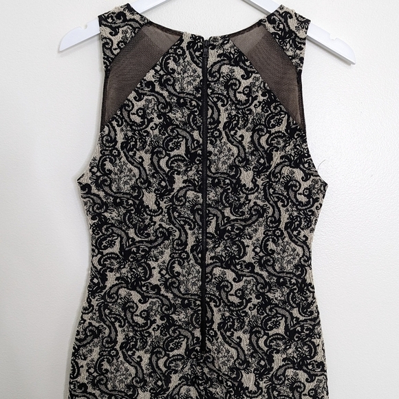 Alice & Olivia Thalia Sleeveless Dress Size 6 Black And White - Picture 8 of 8